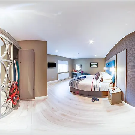 Robeen House * Killarney